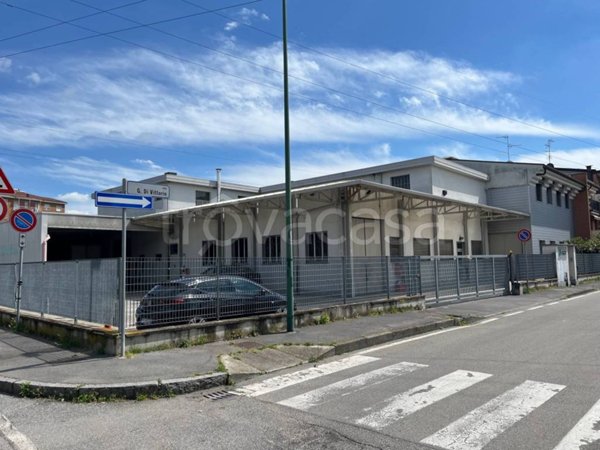 locale commerciale in affitto a Cologno Monzese in zona San Maurizio al Lambro