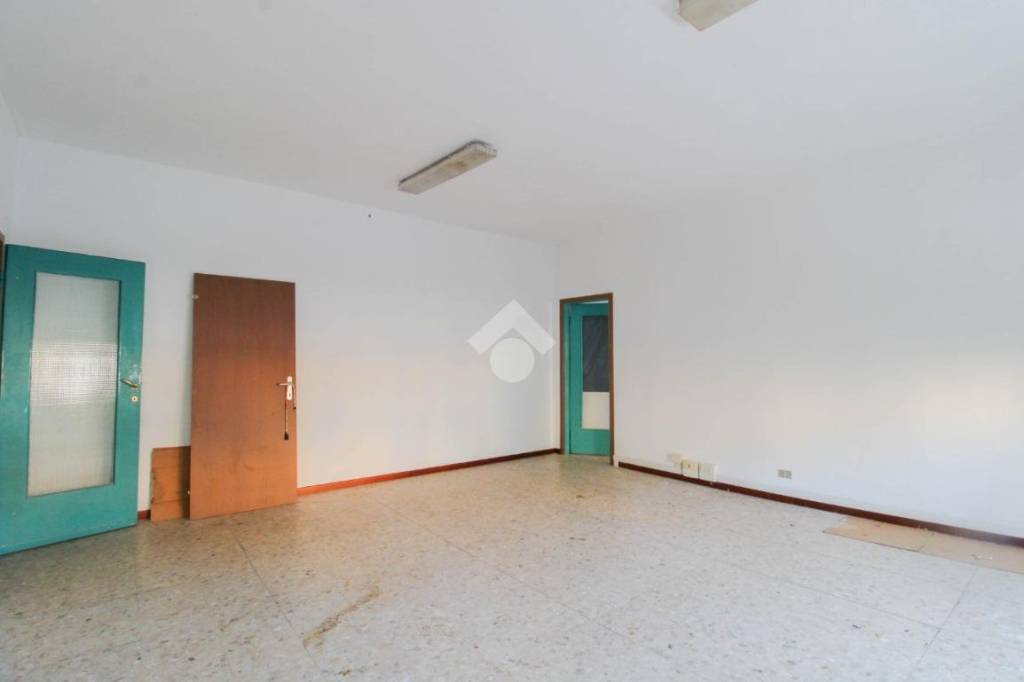 ufficio in affitto a Cologno Monzese