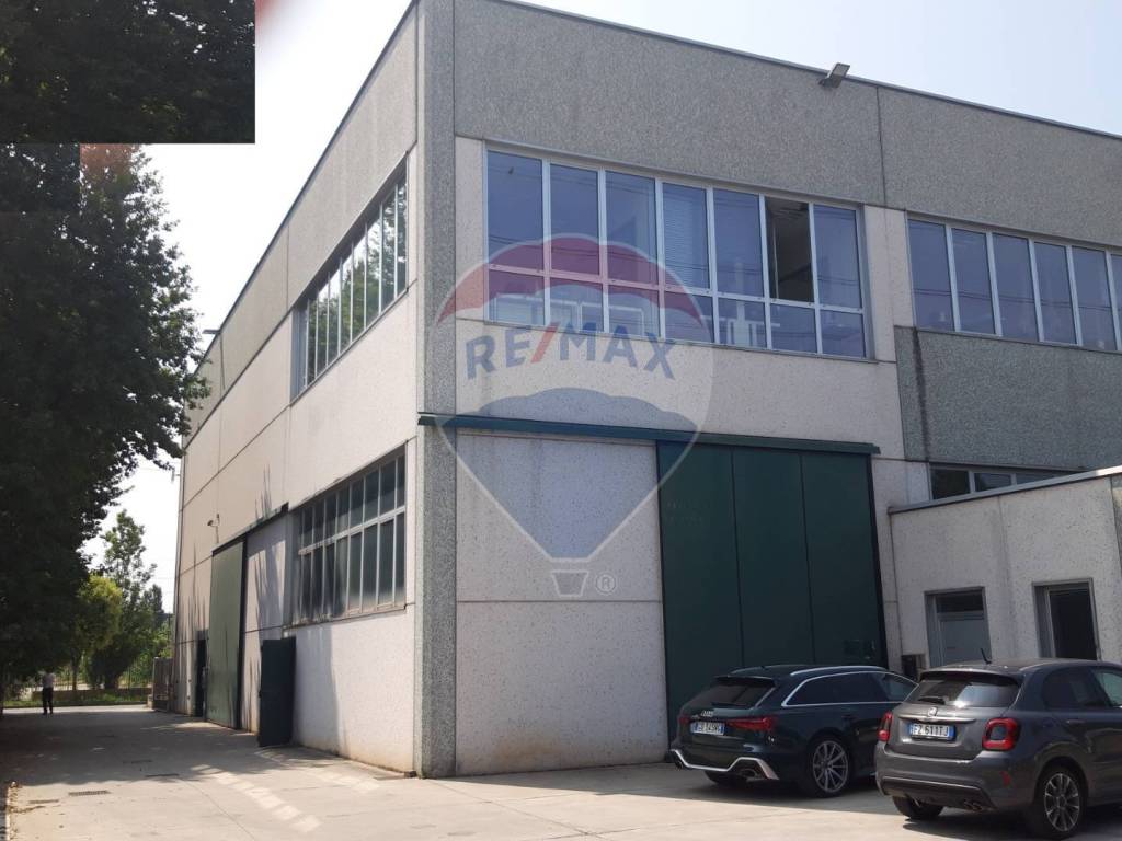 ufficio in affitto a Cologno Monzese in zona San Maurizio al Lambro