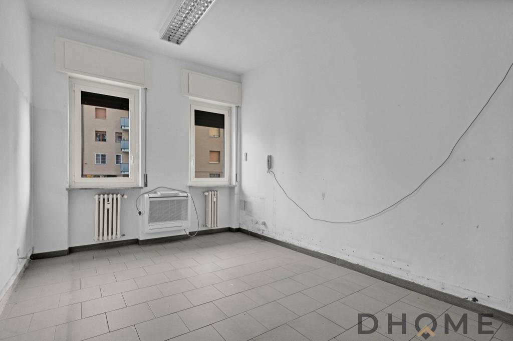 locale commerciale in affitto a Cologno Monzese