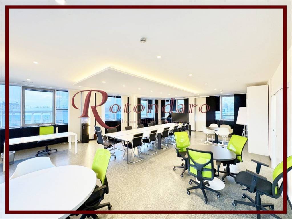 ufficio in affitto a Cologno Monzese in zona San Maurizio al Lambro