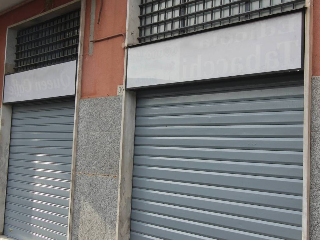 negozio in affitto a Cologno Monzese