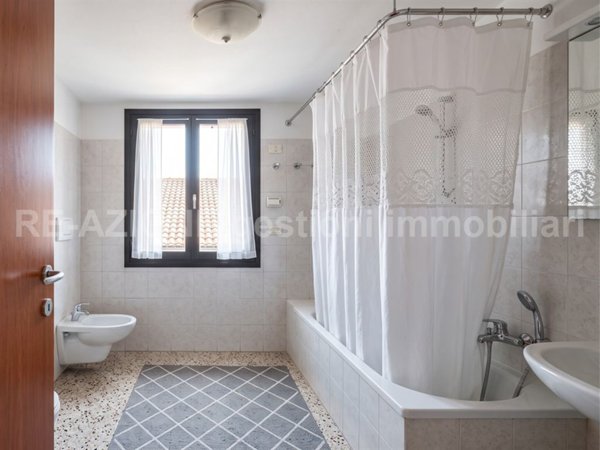 ufficio in affitto a Cologno Monzese in zona San Maurizio al Lambro