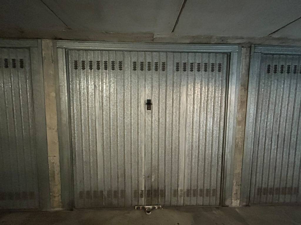 box auto in affitto a Cologno Monzese
