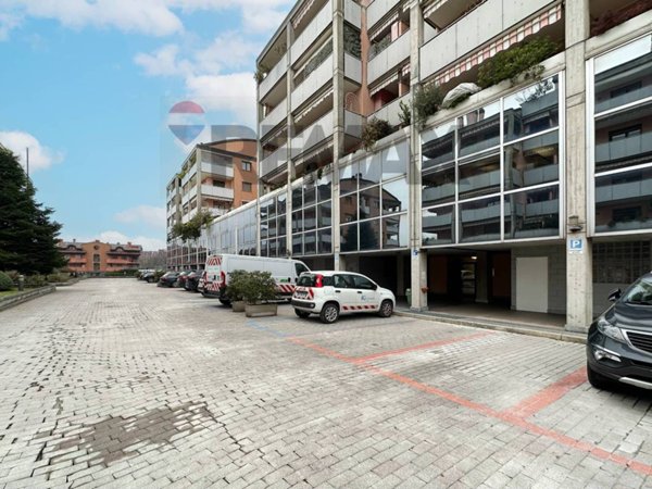 box auto in affitto a Cologno Monzese