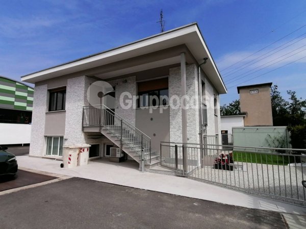 casa indipendente in affitto a Corbetta