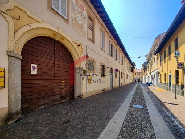 ufficio in affitto a Corbetta in zona Battuello