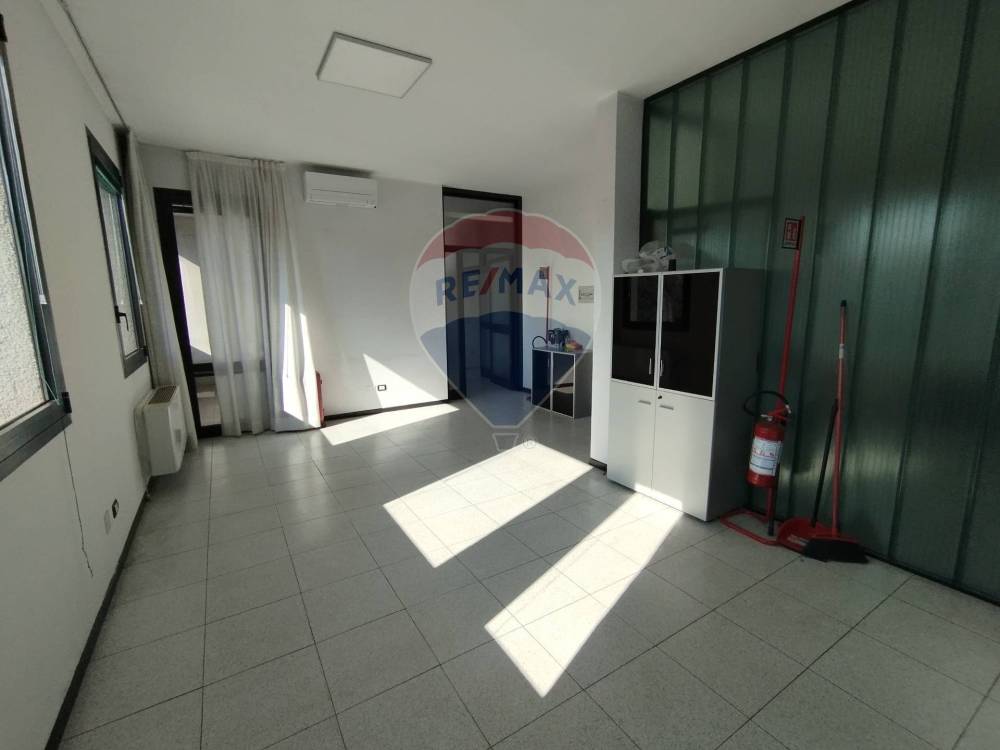 ufficio in affitto a Cormano