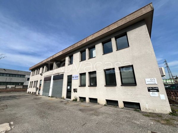 ufficio in affitto a Cormano