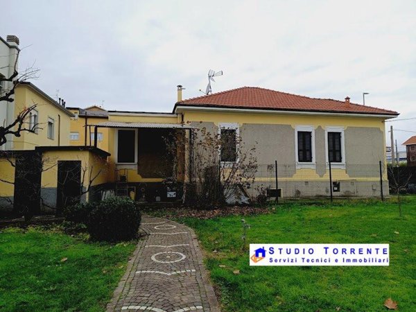 casa indipendente in affitto a Cormano