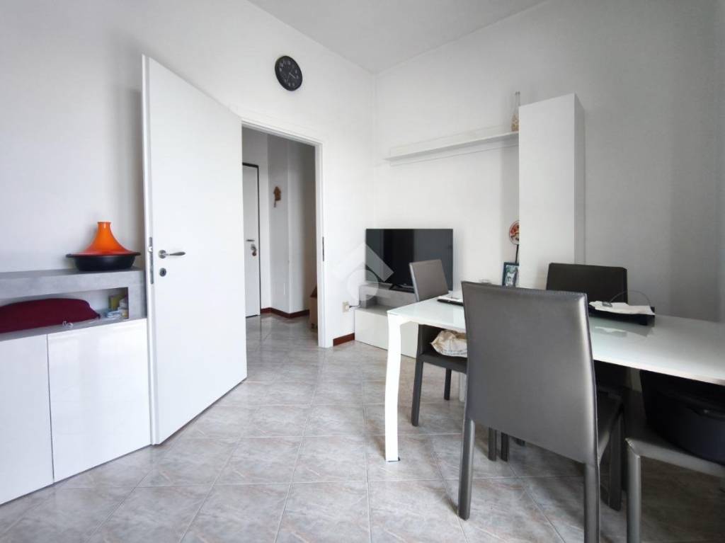 appartamento in affitto a Cormano in zona Molinazzo