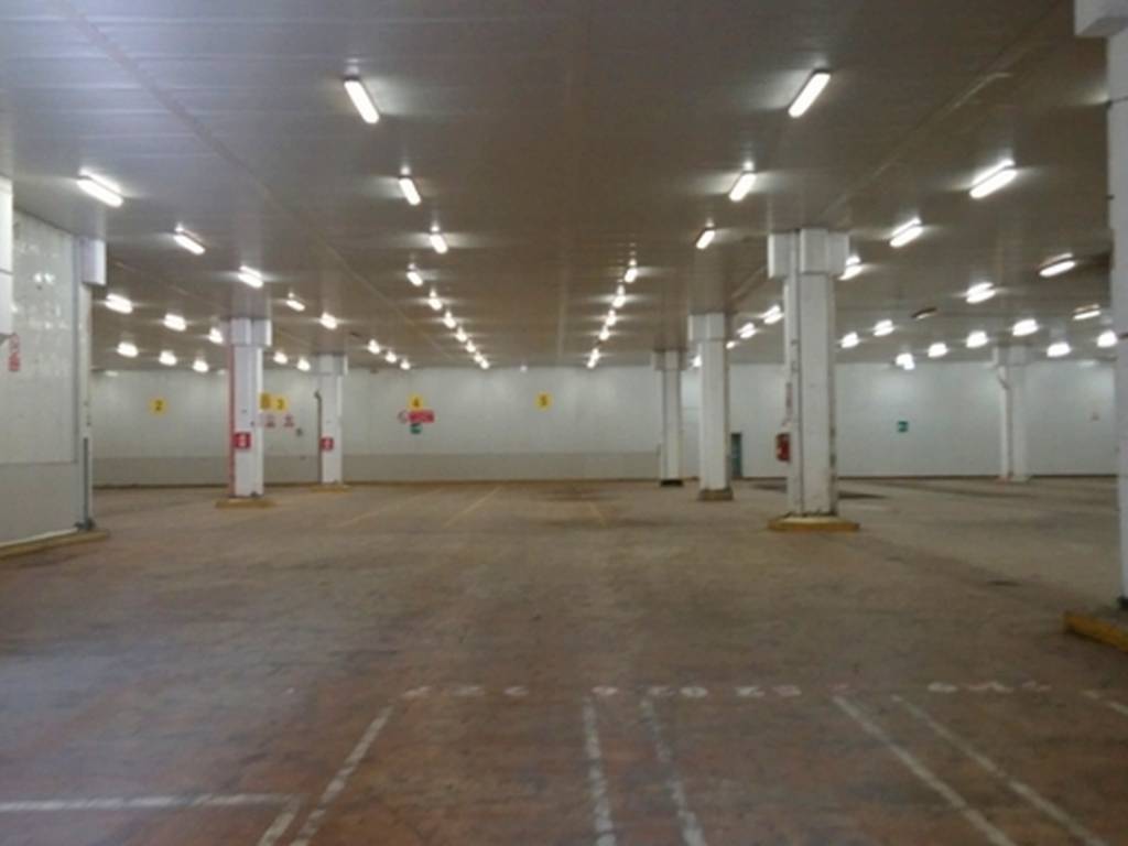 locale commerciale in affitto a Cornaredo