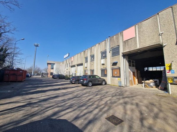 capannone in affitto a Cornaredo