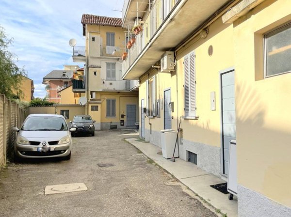 appartamento in affitto a Cornaredo in zona Favaglie