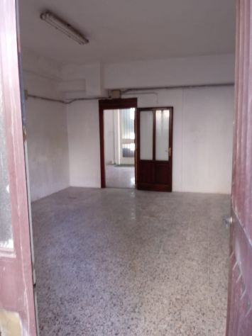 locale commerciale in affitto a Corsico