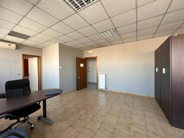 ufficio in affitto a Corsico