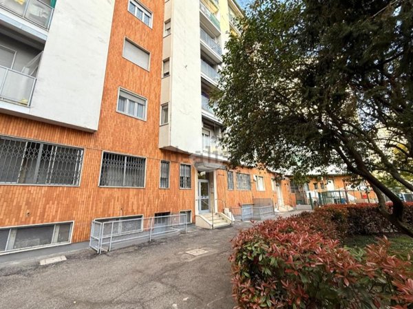 appartamento in affitto a Corsico