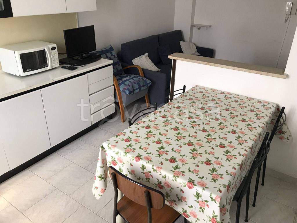 appartamento in affitto a Corsico