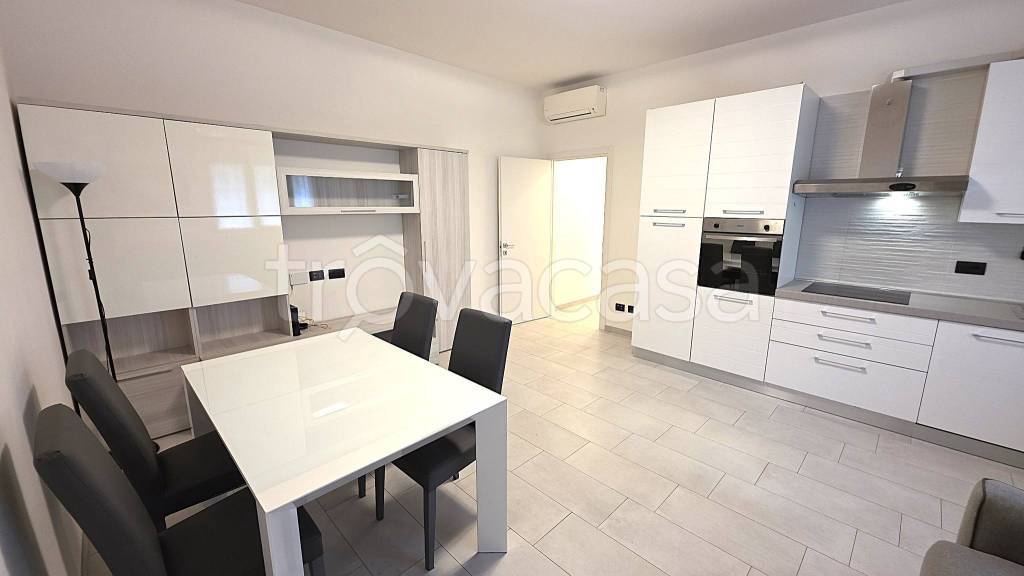 appartamento in affitto a Corsico