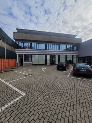 negozio in affitto a Corsico