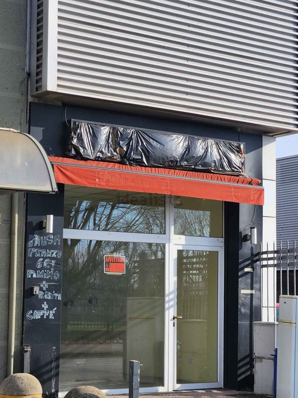 negozio in affitto a Corsico