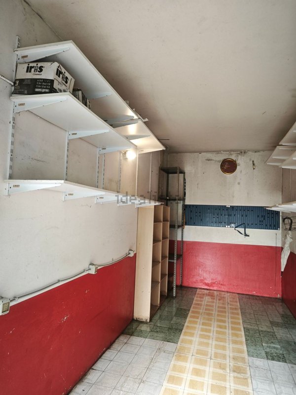 locale di sgombero in affitto a Corsico