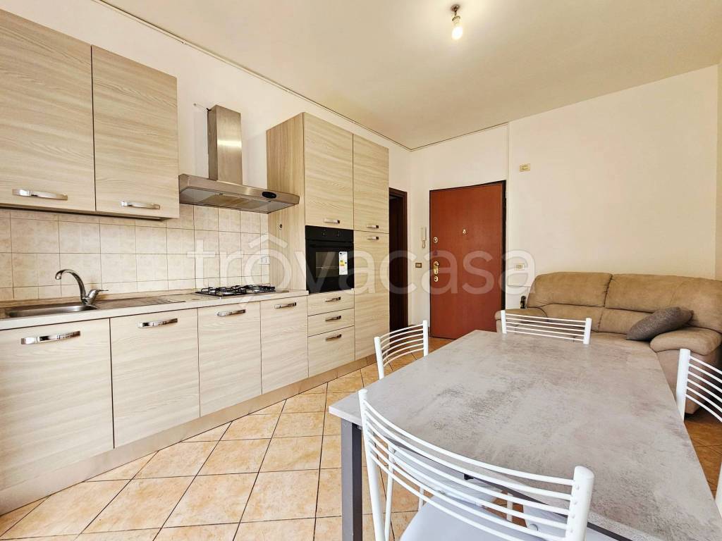 appartamento in affitto a Corsico