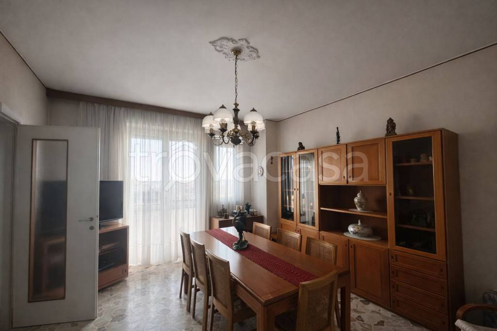 appartamento in affitto a Corsico