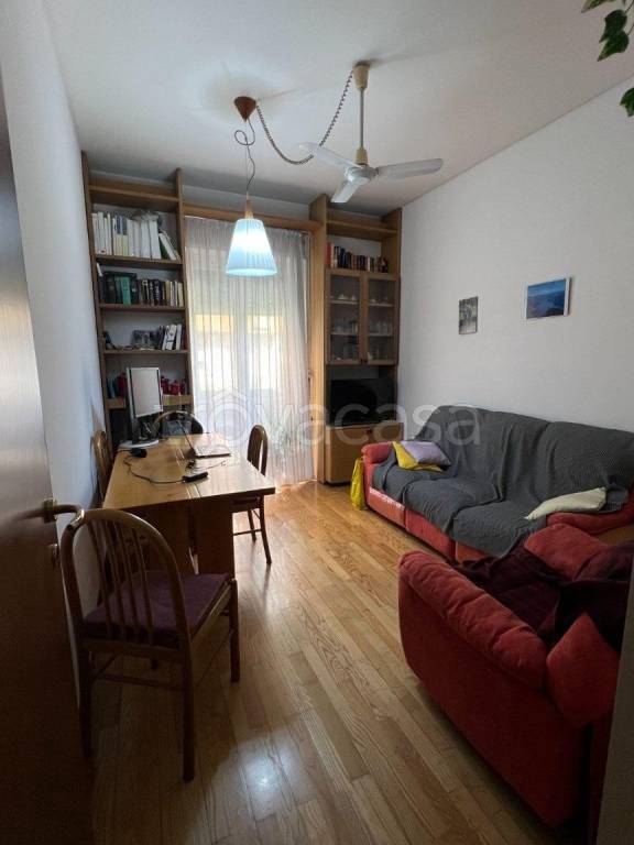 appartamento in affitto a Corsico