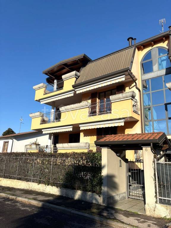 appartamento in affitto a Corsico