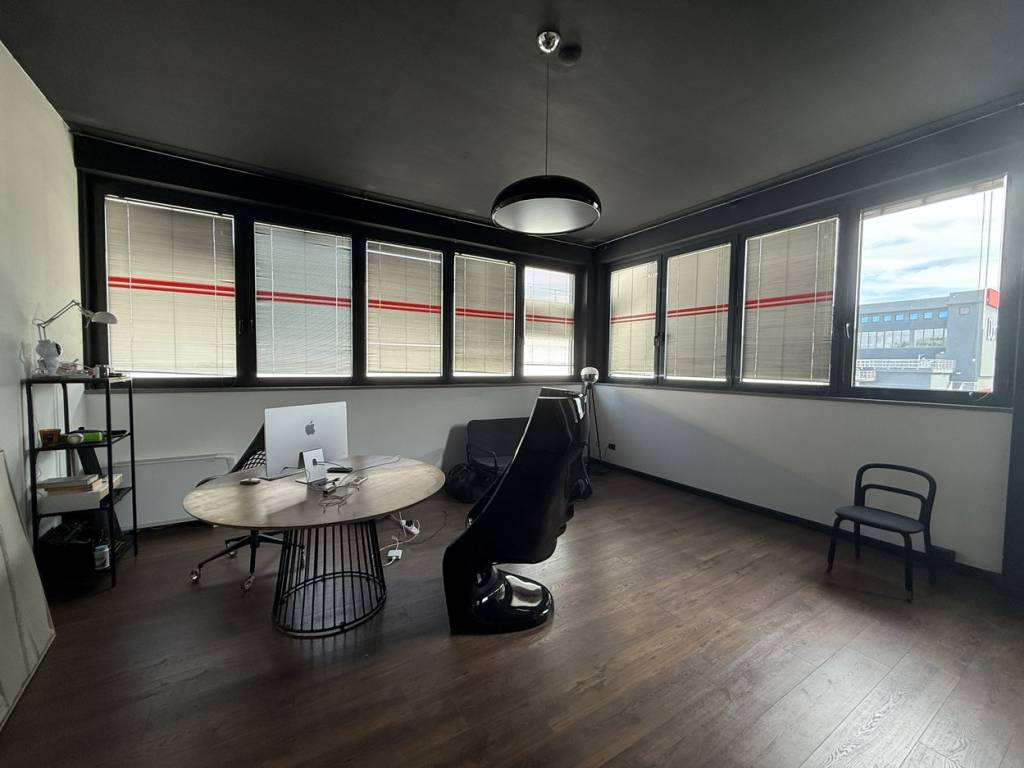 ufficio in affitto a Corsico