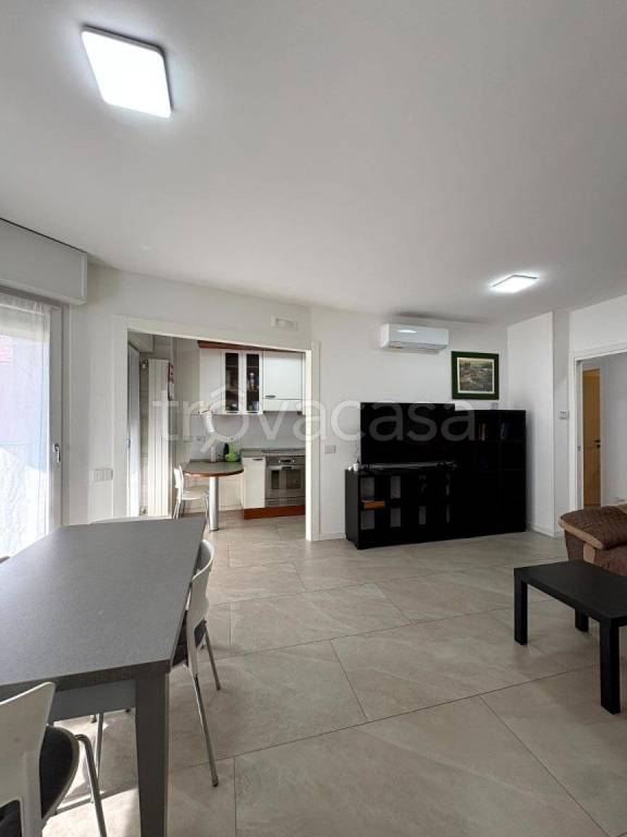 appartamento in affitto a Corsico