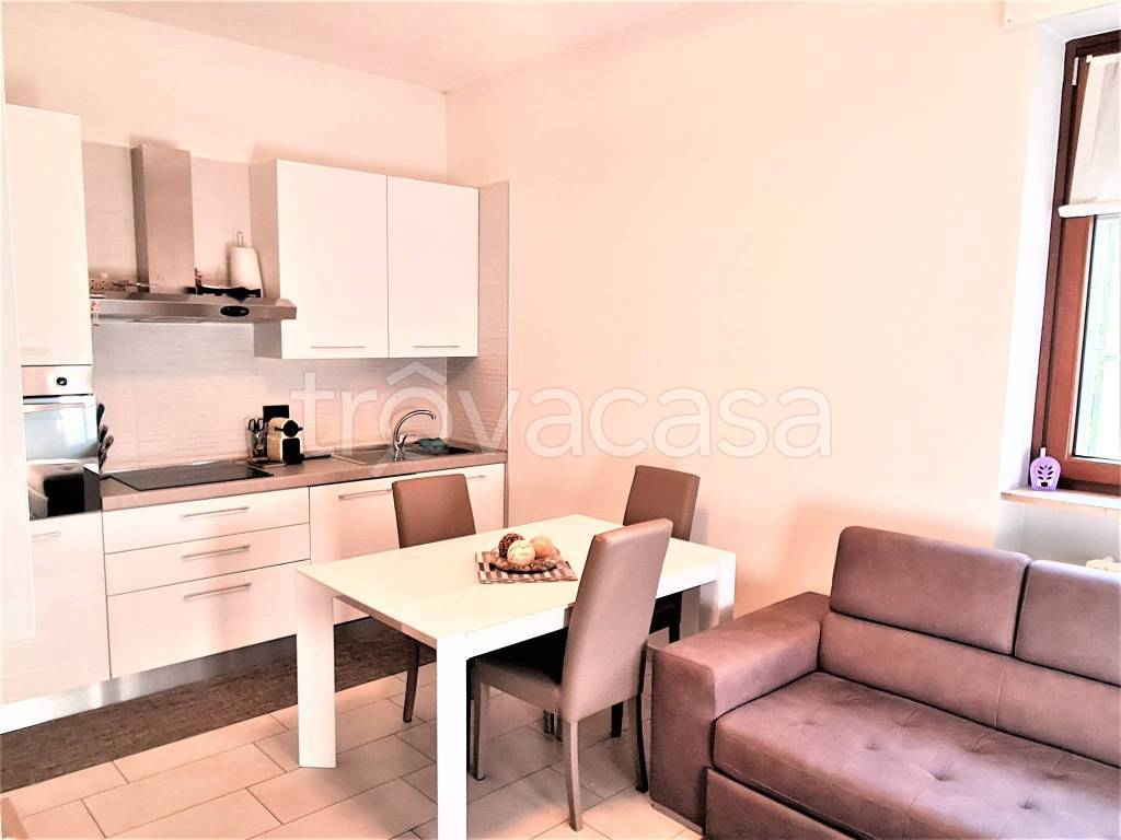 appartamento in affitto a Corsico