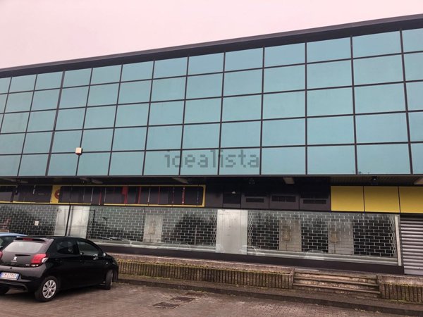 negozio in affitto a Cusago