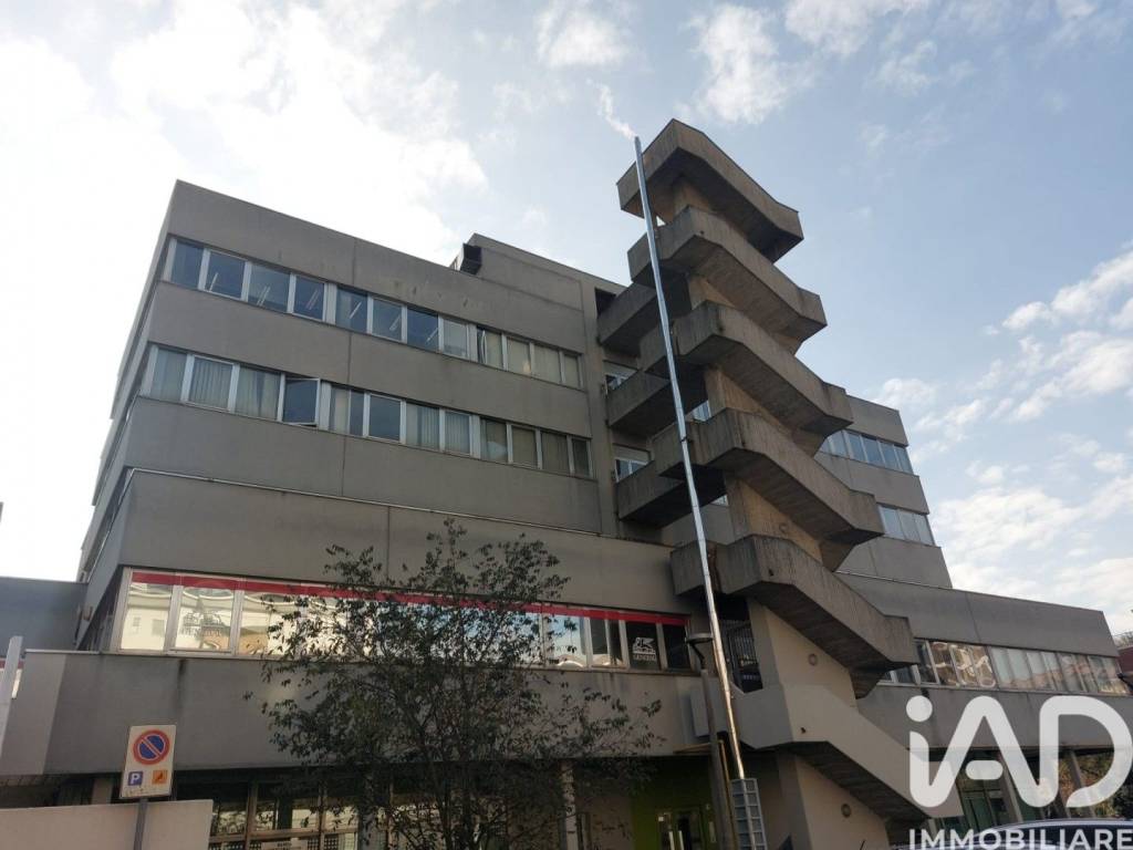 ufficio in affitto a Cusano Milanino