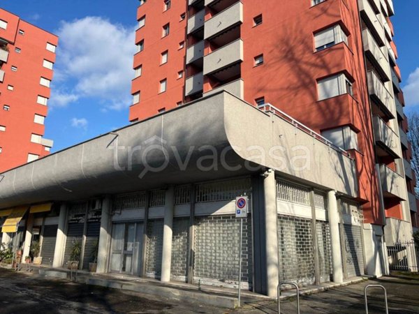 negozio in affitto a Cusano Milanino