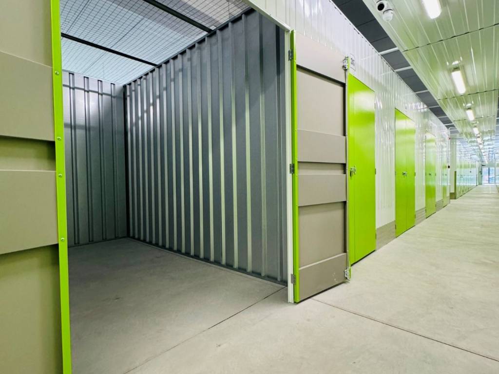 locale commerciale in affitto a Cusano Milanino