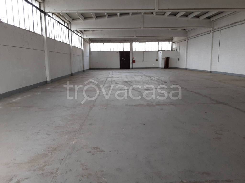 ufficio in affitto a Gaggiano in zona Vigano