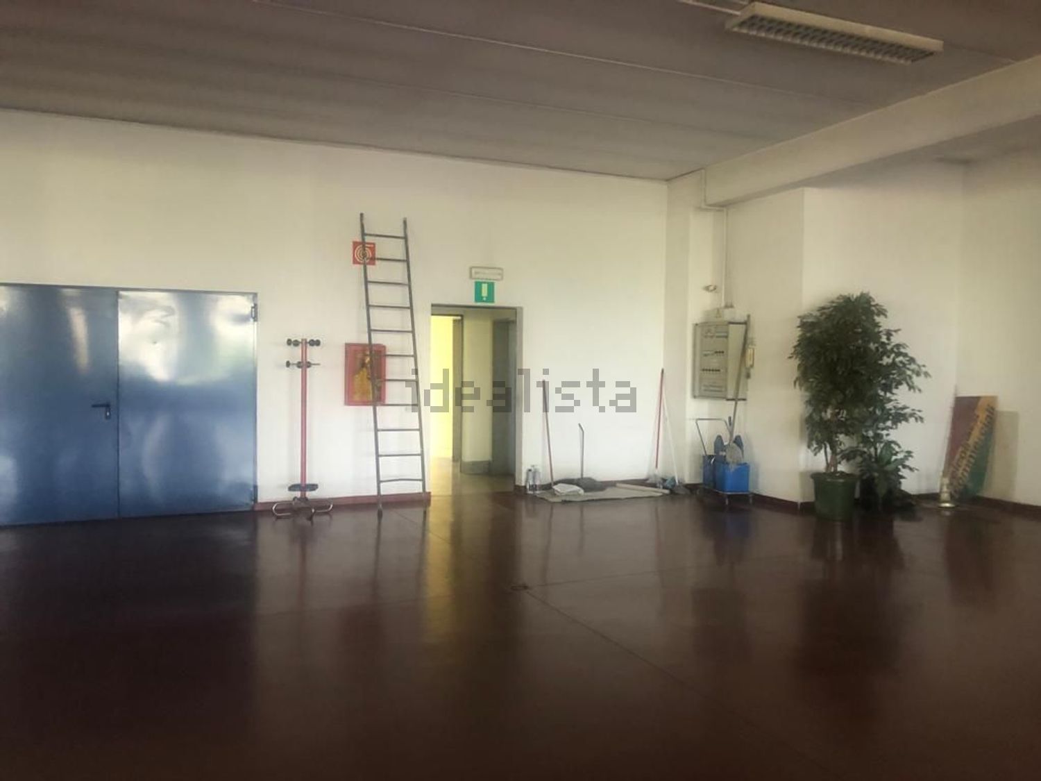 locale di sgombero in affitto a Garbagnate Milanese