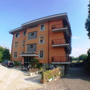 appartamento in affitto a Garbagnate Milanese in zona Bariana