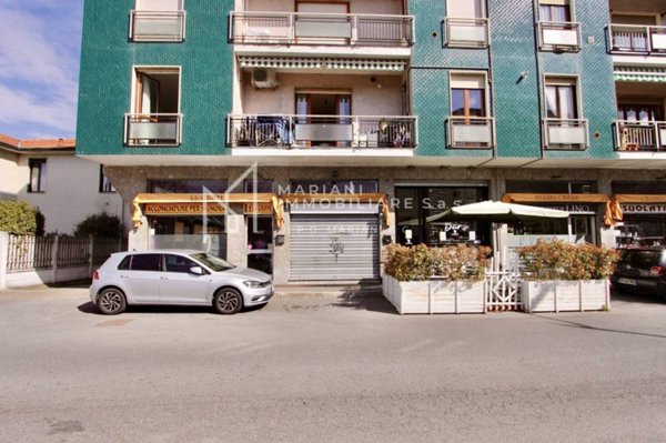 negozio in affitto a Garbagnate Milanese