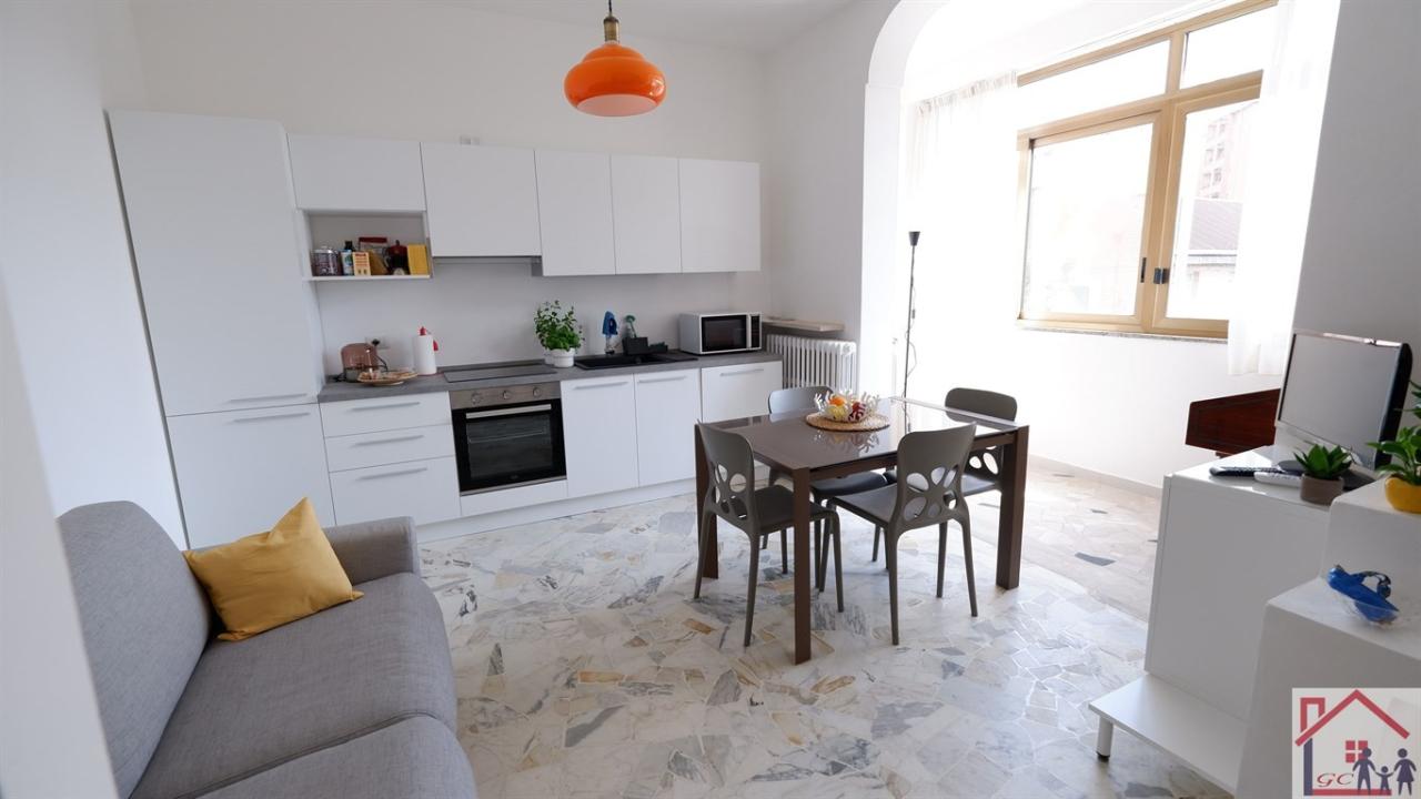 negozio in affitto a Garbagnate Milanese