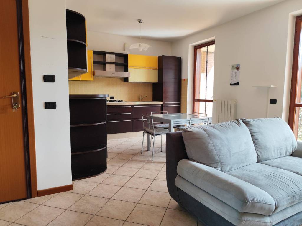 appartamento in affitto a Gessate in zona Villa Fornaci