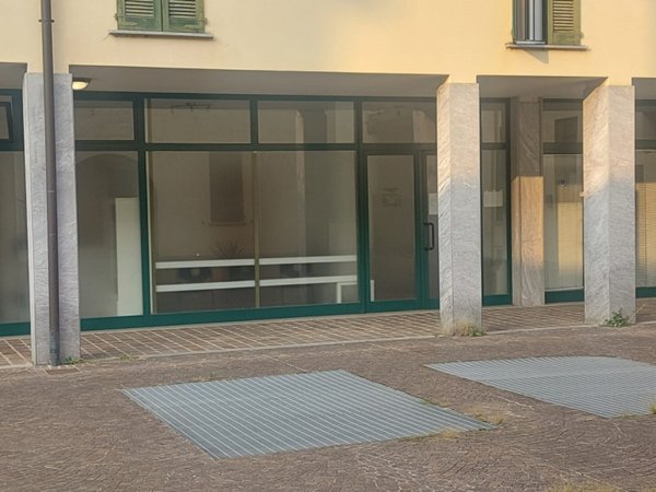 negozio in affitto a Gorgonzola