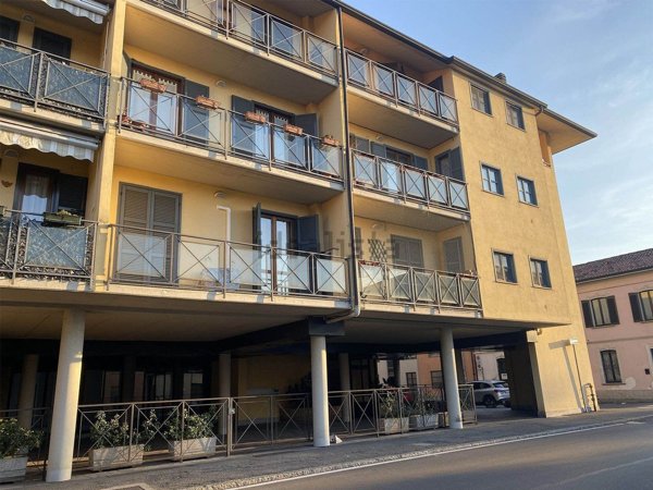 negozio in affitto a Gorgonzola