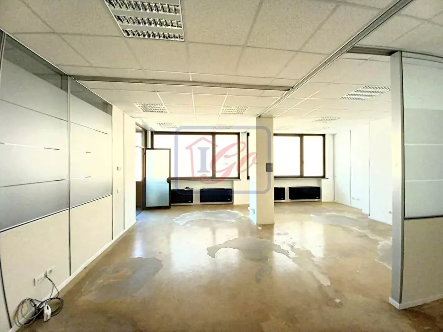 locale commerciale in affitto a Grezzago