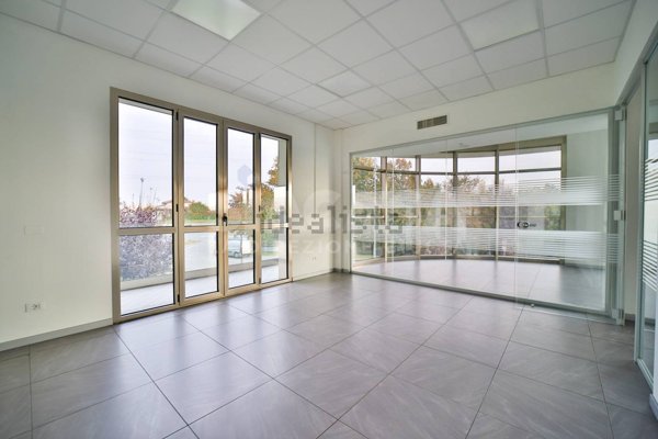 ufficio in affitto a Grezzago