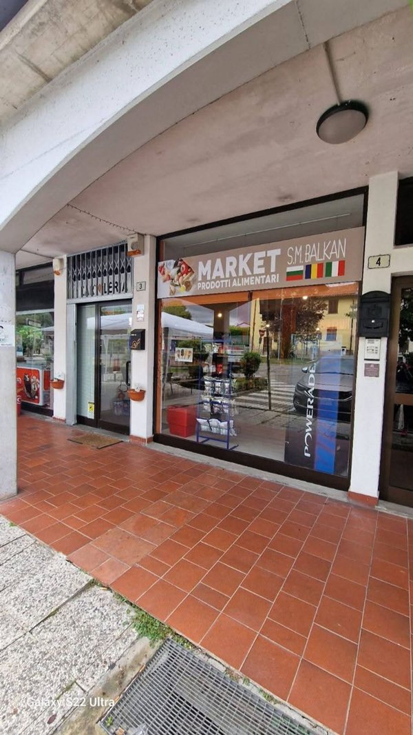 locale commerciale in affitto a Grezzago