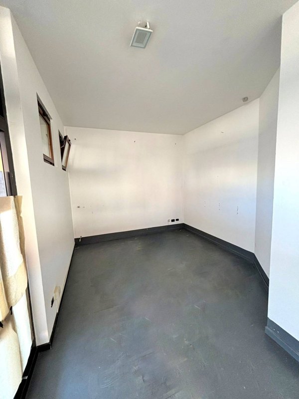 locale commerciale in affitto a Grezzago