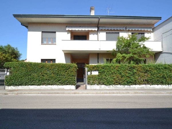 ufficio in affitto ad Inveruno